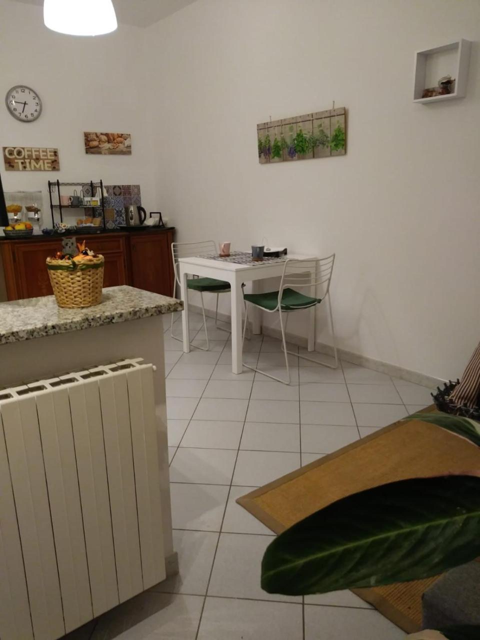Angy House Apartment Iolanda di Savoia Ngoại thất bức ảnh
